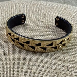 Stella & Dot Gold and Black Arrow Accent Cuff Bracelet
